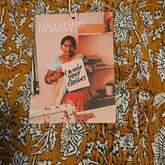 Daughters of India Puckered Top. Clay. XS. Brand New!!! - Picture 4 of 5